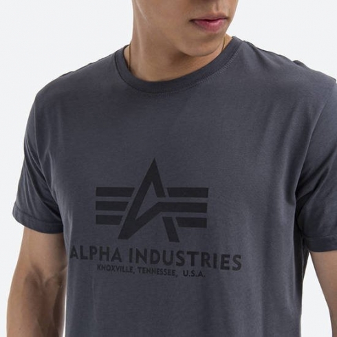 eng_pm_Alpha-Industries-Basic-T-Shirt-100501-412-37191_4.jpg