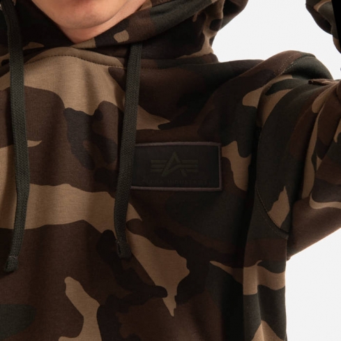 hun_pl_Alpha-Industries-Back-Print-Hoody-Camo-178318C-408-32293_4.jpg