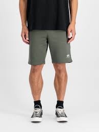 156367-142 Férfi Short Alpha Industries